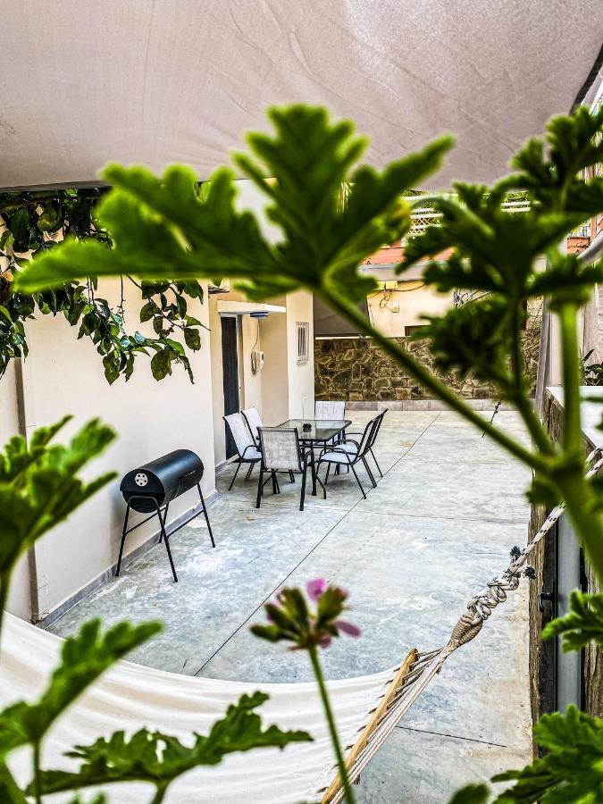 Poseidon'S Bayview Apartment Kitriai Exterior photo